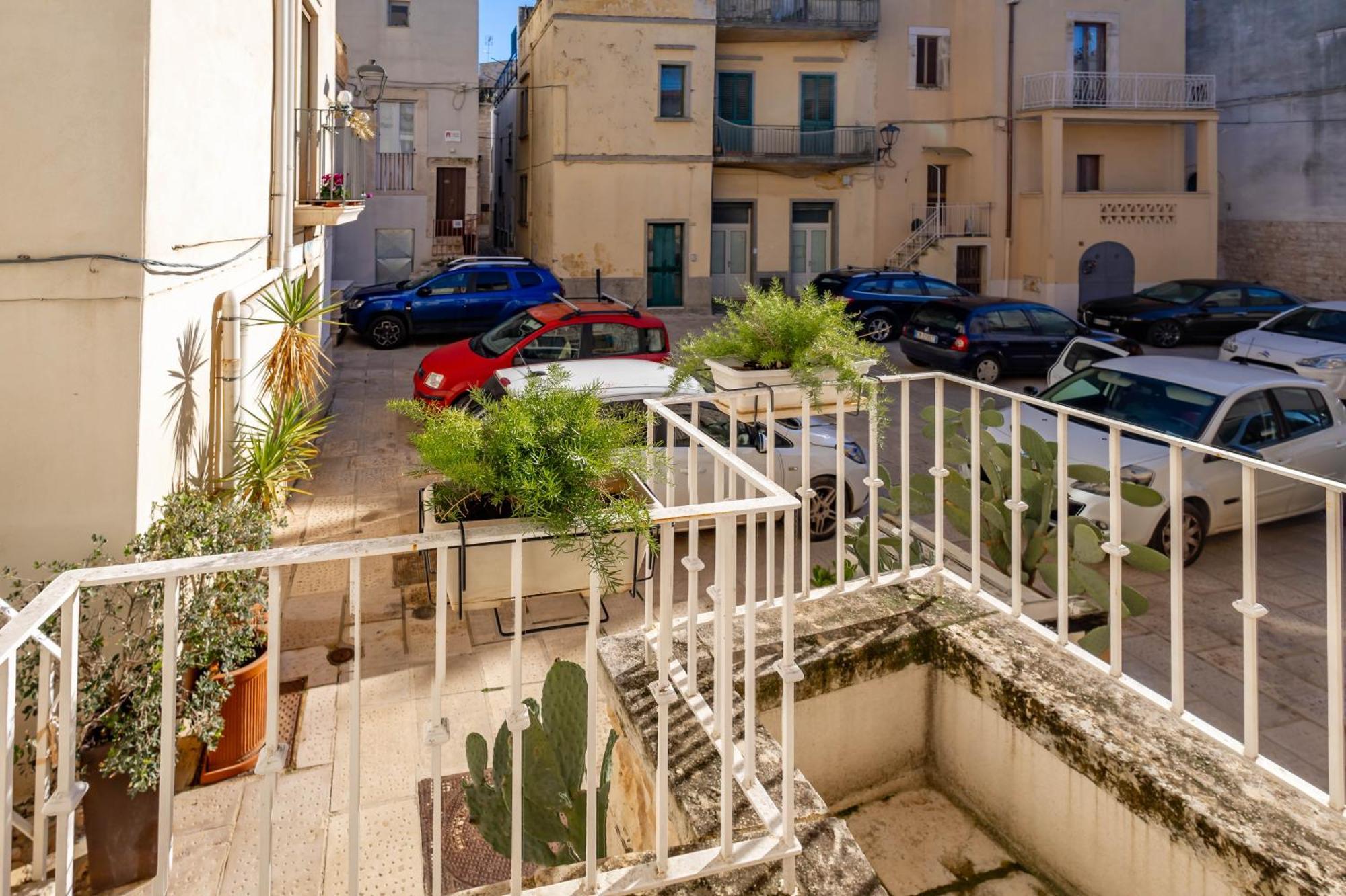 Antiche Mura Apartments"Cielo Di Puglia" -2 Matrimoniali, Cucina E Terrazzo Turi Eksteriør billede