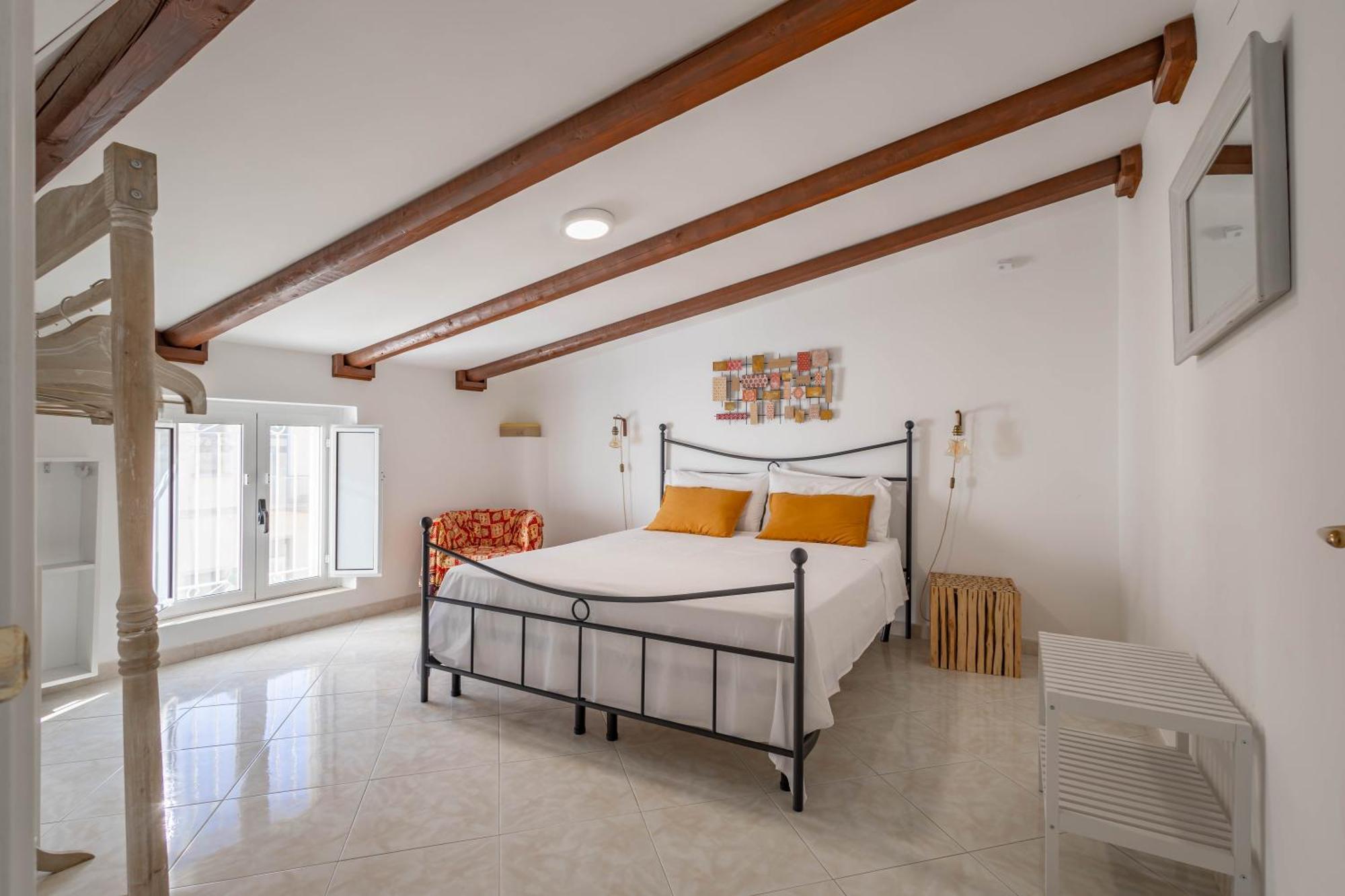 Antiche Mura Apartments"Cielo Di Puglia" -2 Matrimoniali, Cucina E Terrazzo Turi Eksteriør billede